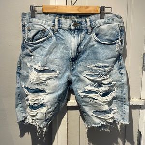 AE Ripped Denim Shorts Men’s 32 Waist